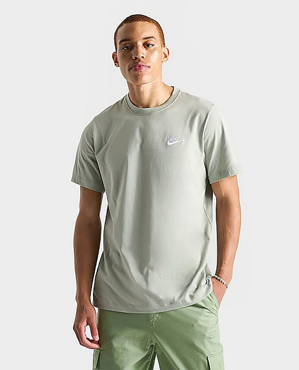 Nike Sportswear Club Short Sleeve Tee