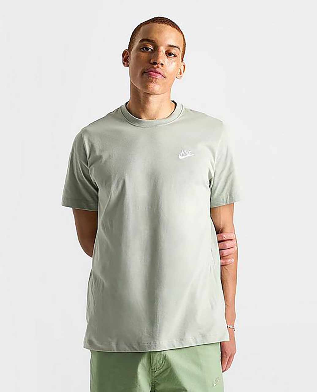 Nike Sportswear Club Short Sleeve Tee