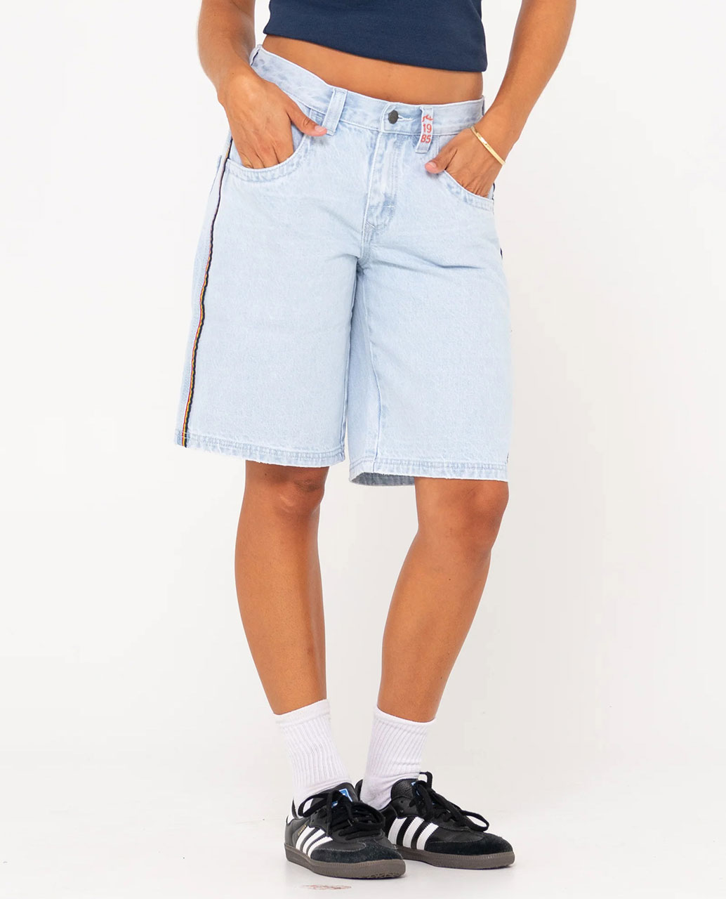 Flip Mommy Low Rise Wide Leg Short