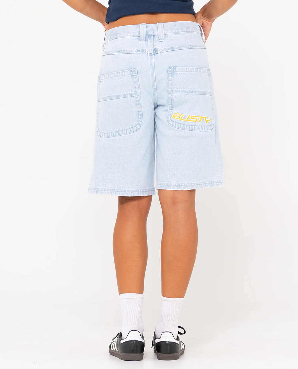 Flip Mommy Low Rise Wide Leg Short