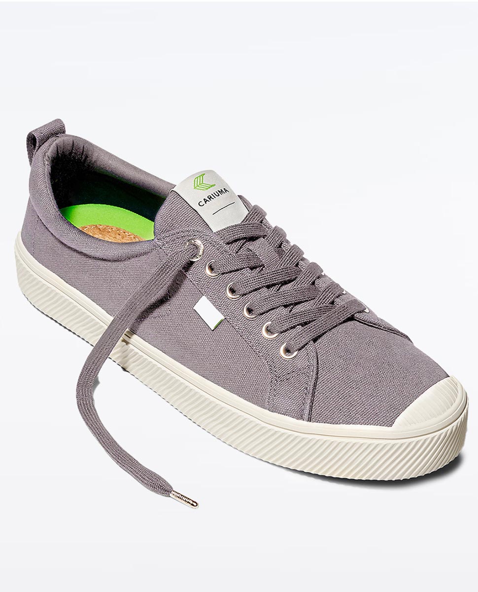 Cariuma Oca Low Canvas