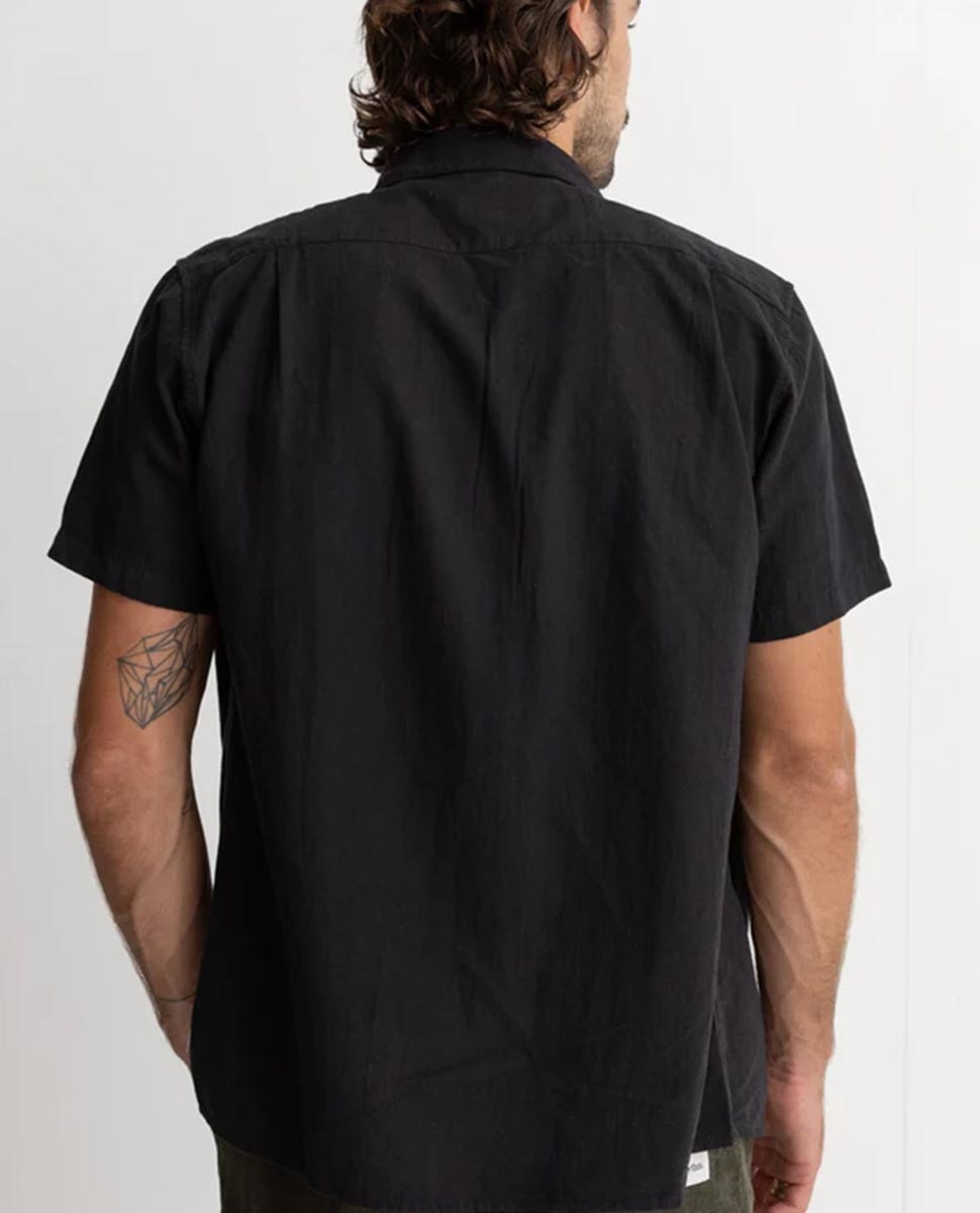 Classic LinenShort SleeveShirt