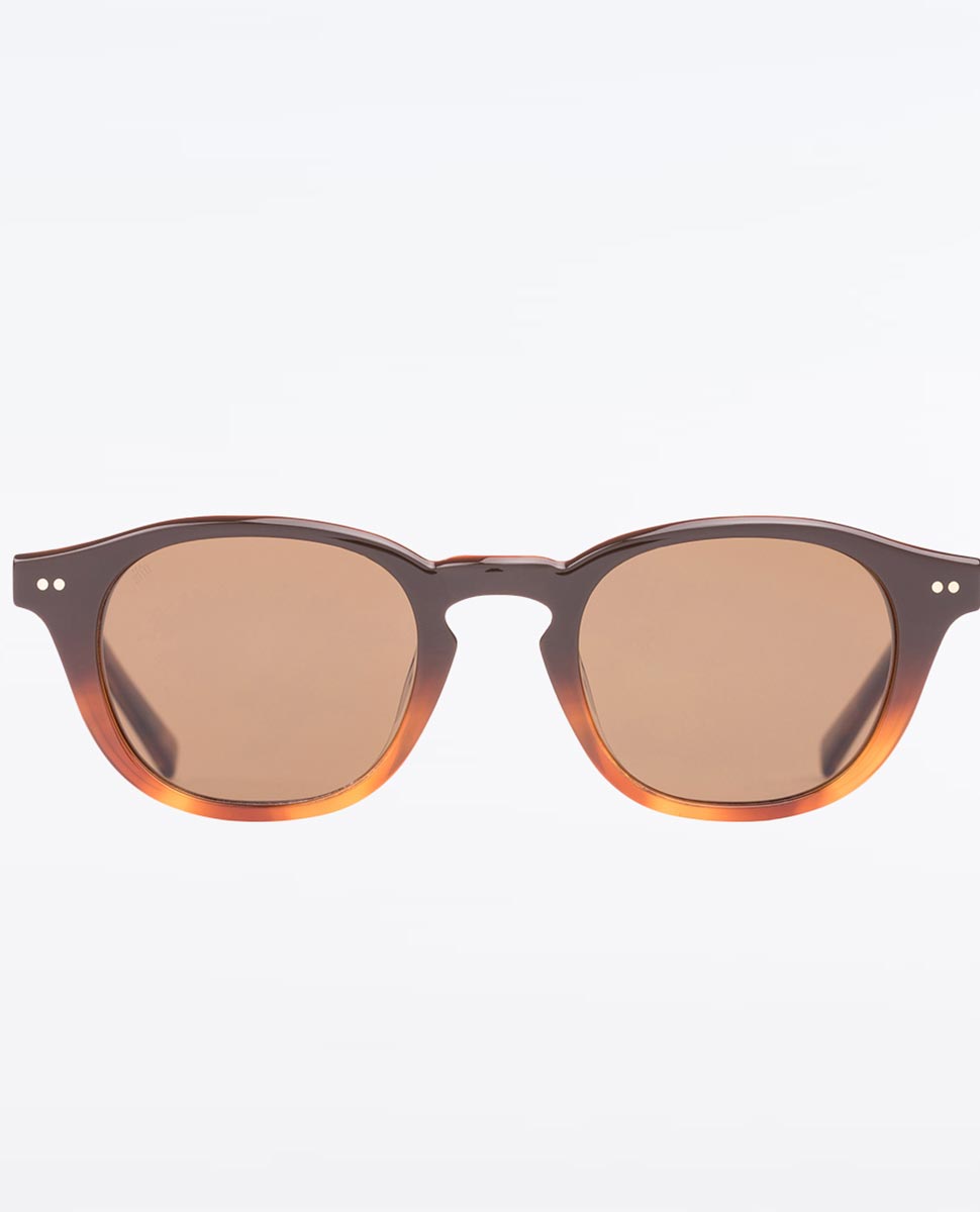 Elio:Tan Gradient/Brown Polar