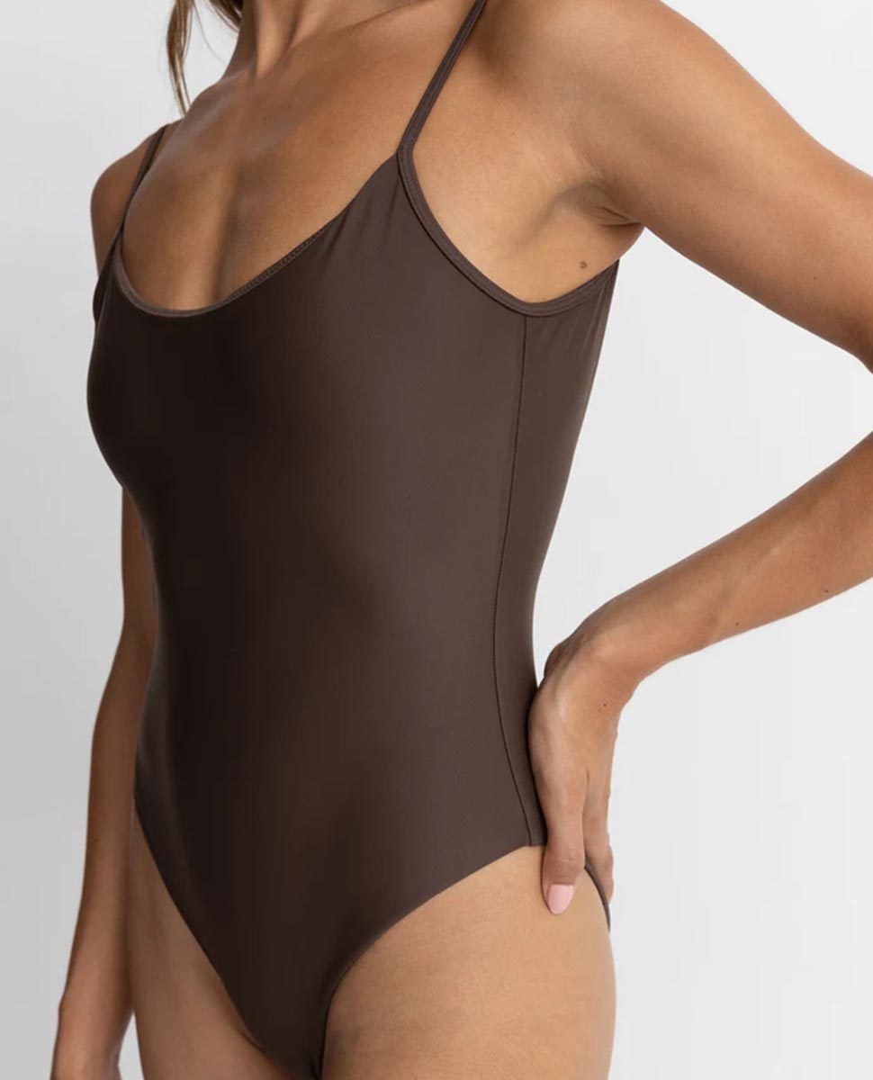 Classic Minimal One Piece 