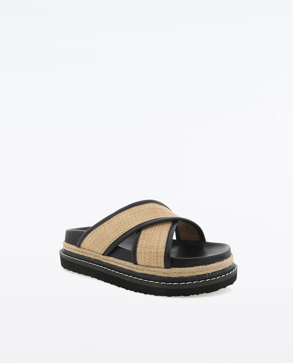 Aysha Sandal