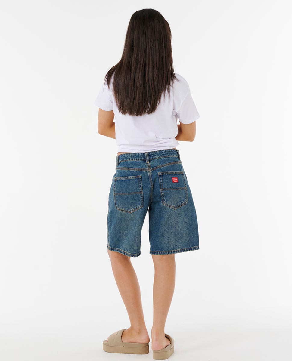 Sloucher Short