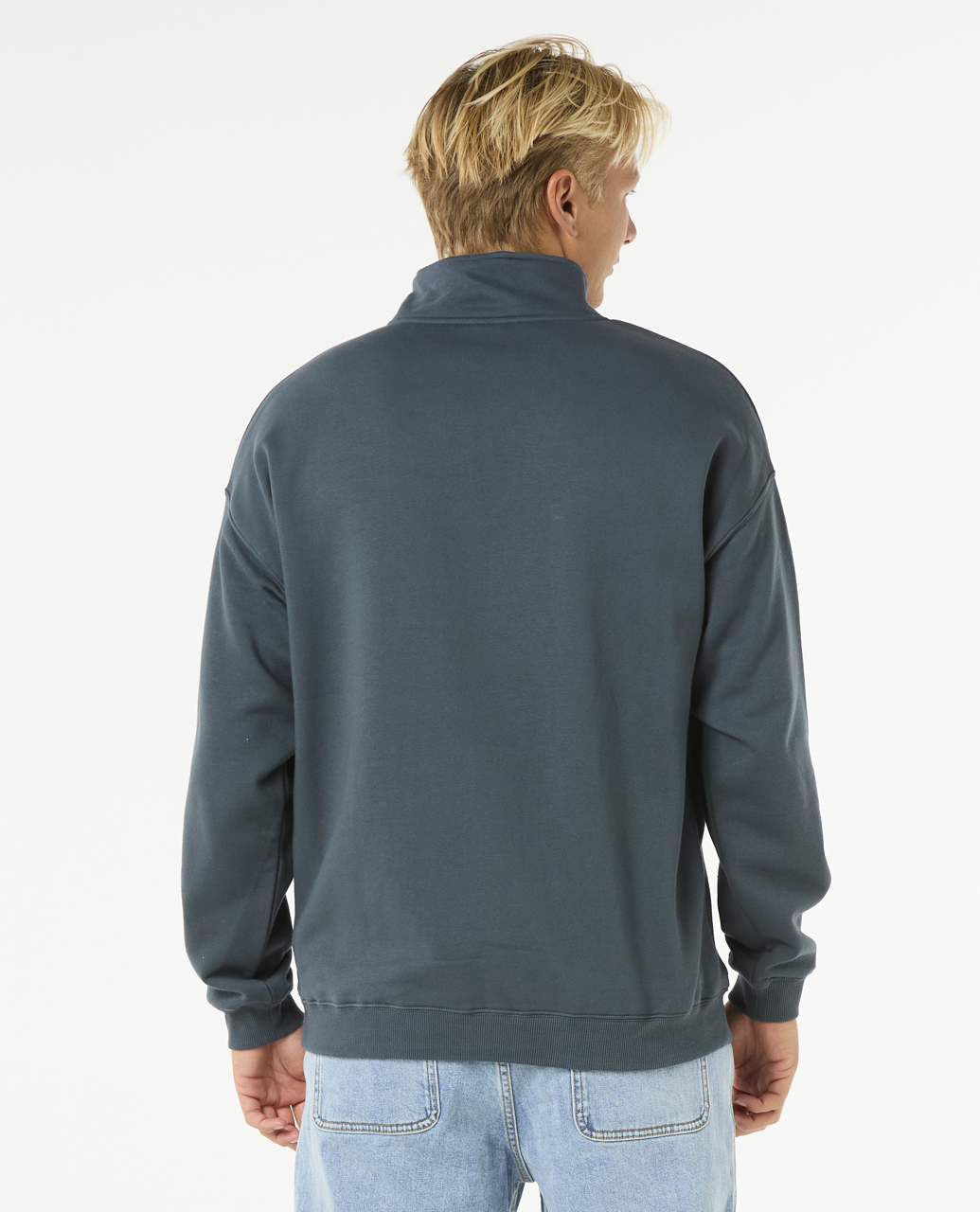 Pill Icon 1/4 Zip Crew