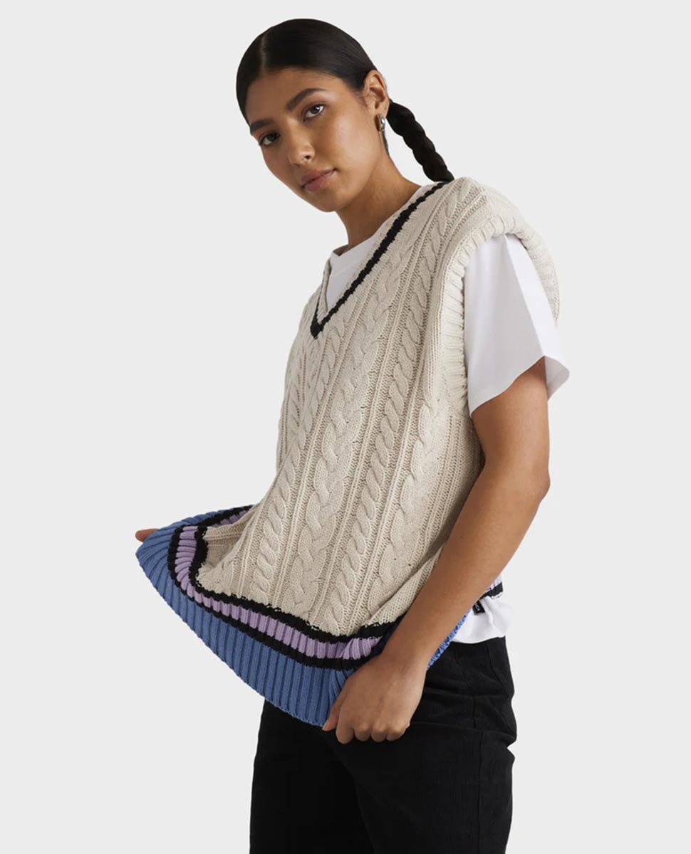 Weekend Cable Knit Vest- Ecru