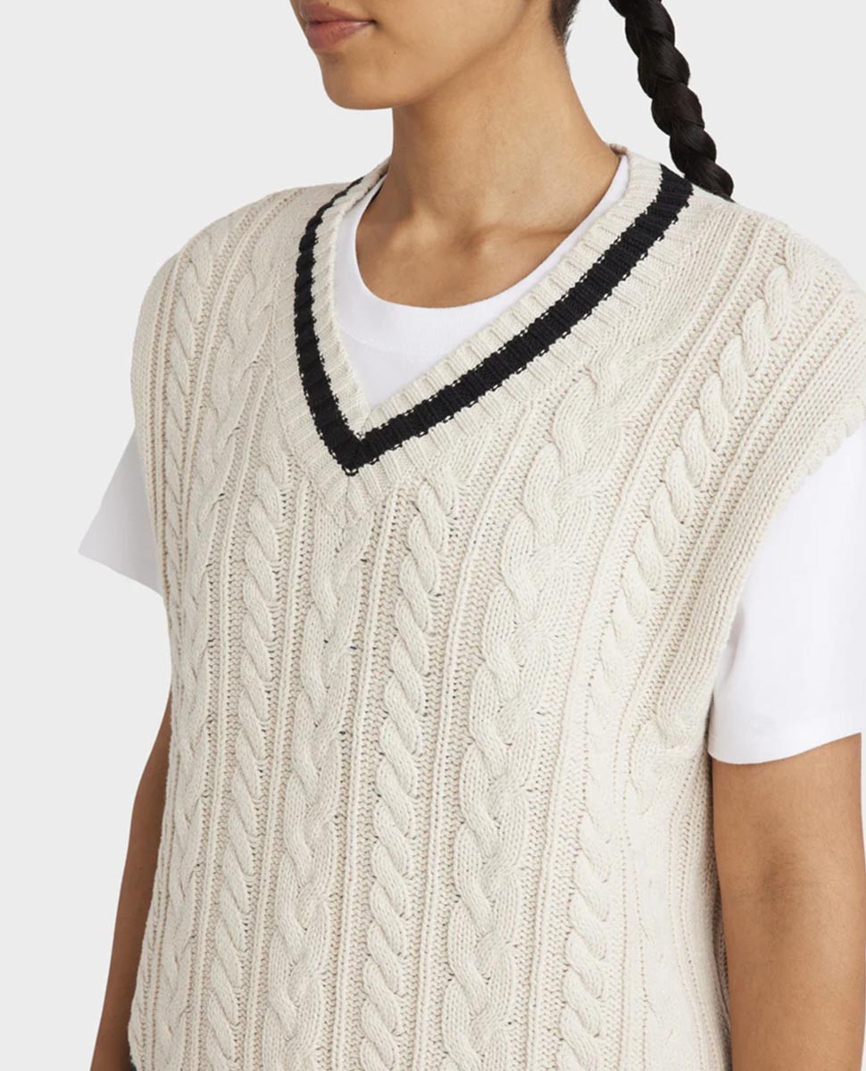 Weekend Cable Knit Vest- Ecru