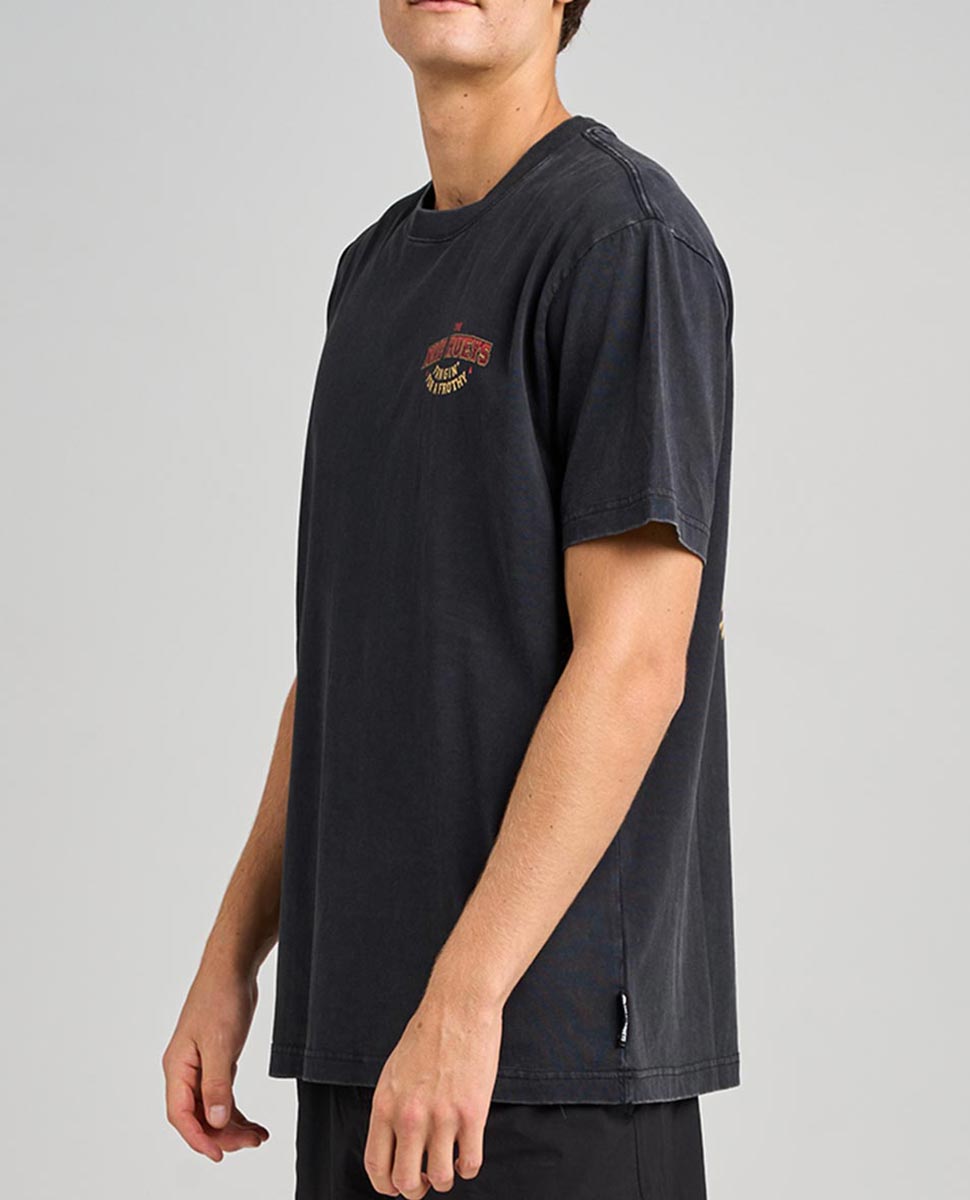 Fangin Tee-Washed Black Tee